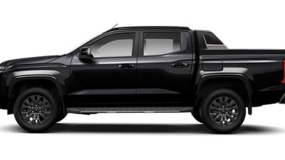 2WD AT PREMIUM